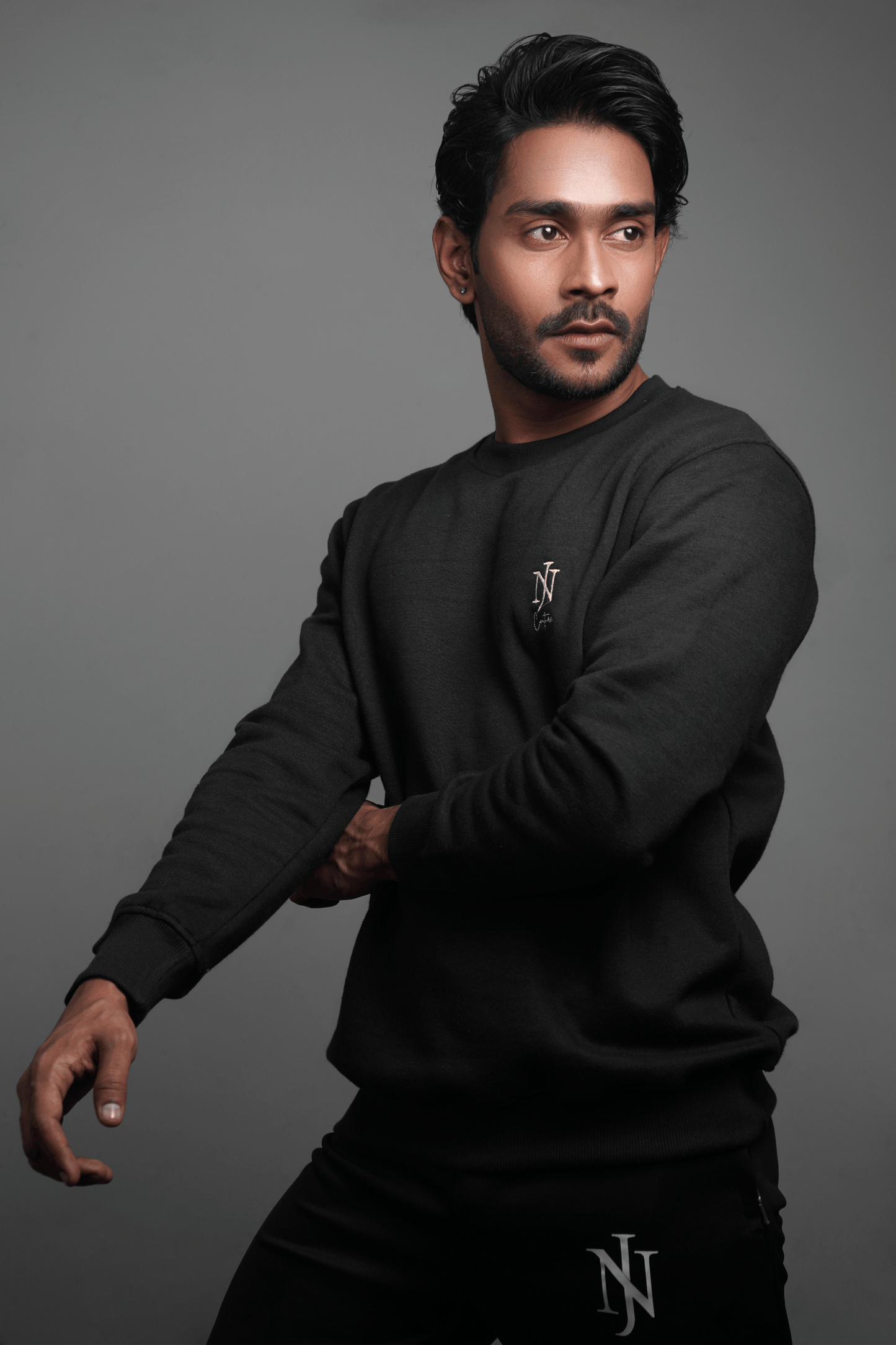 NJ Couture Men's Sleeve-Print Fleece Sweatshirt – Premium Crewneck Pullover